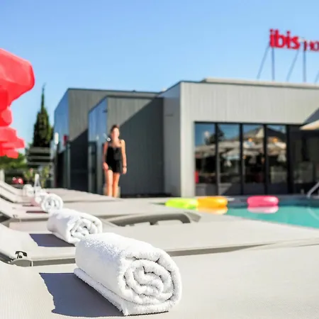 Hotel Ibis Orange Centre 3*